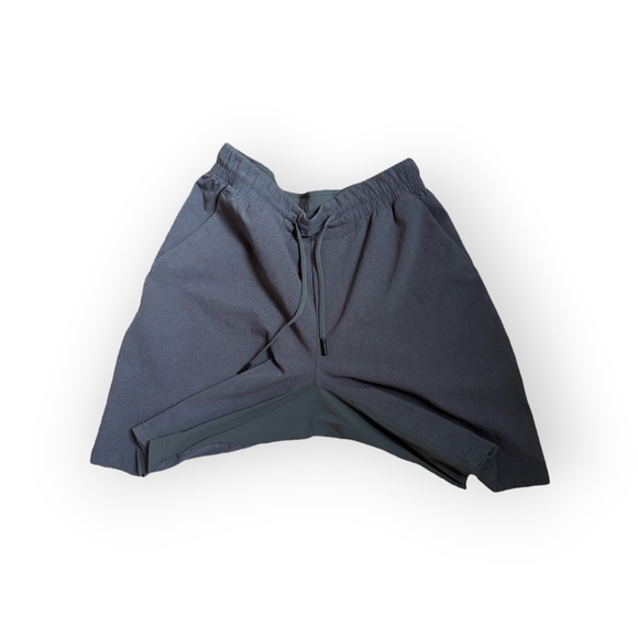 Lululemon Pace Breaker Short Linerless 8.5" - Picture 3 of 8